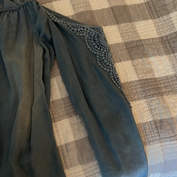 Off the shoulder shirt spaghetti straps with off shoulder full sleeve - Picture 2 of 2